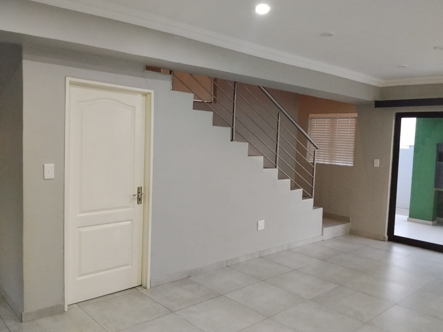 To Let 3 Bedroom Property for Rent in Cashan North West